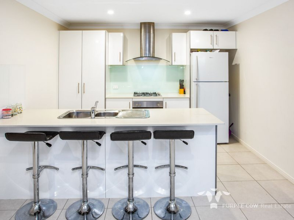 Rental: Deebing Heights, QLD, 4306 photo-1