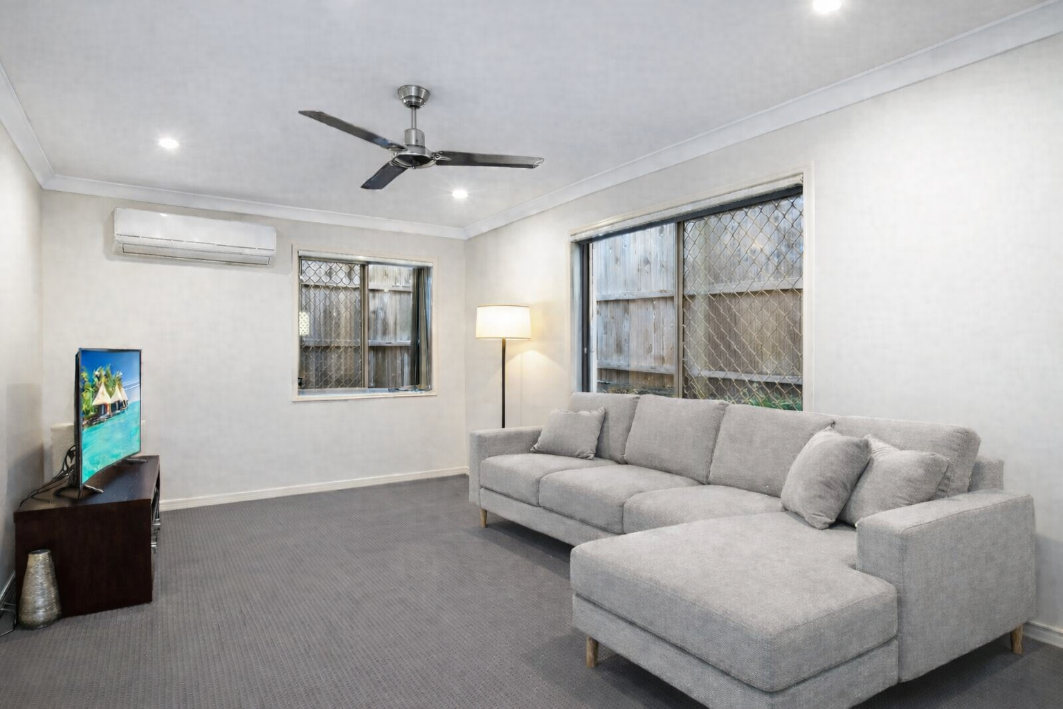 Rental: Deebing Heights, QLD, 4306 photo-4