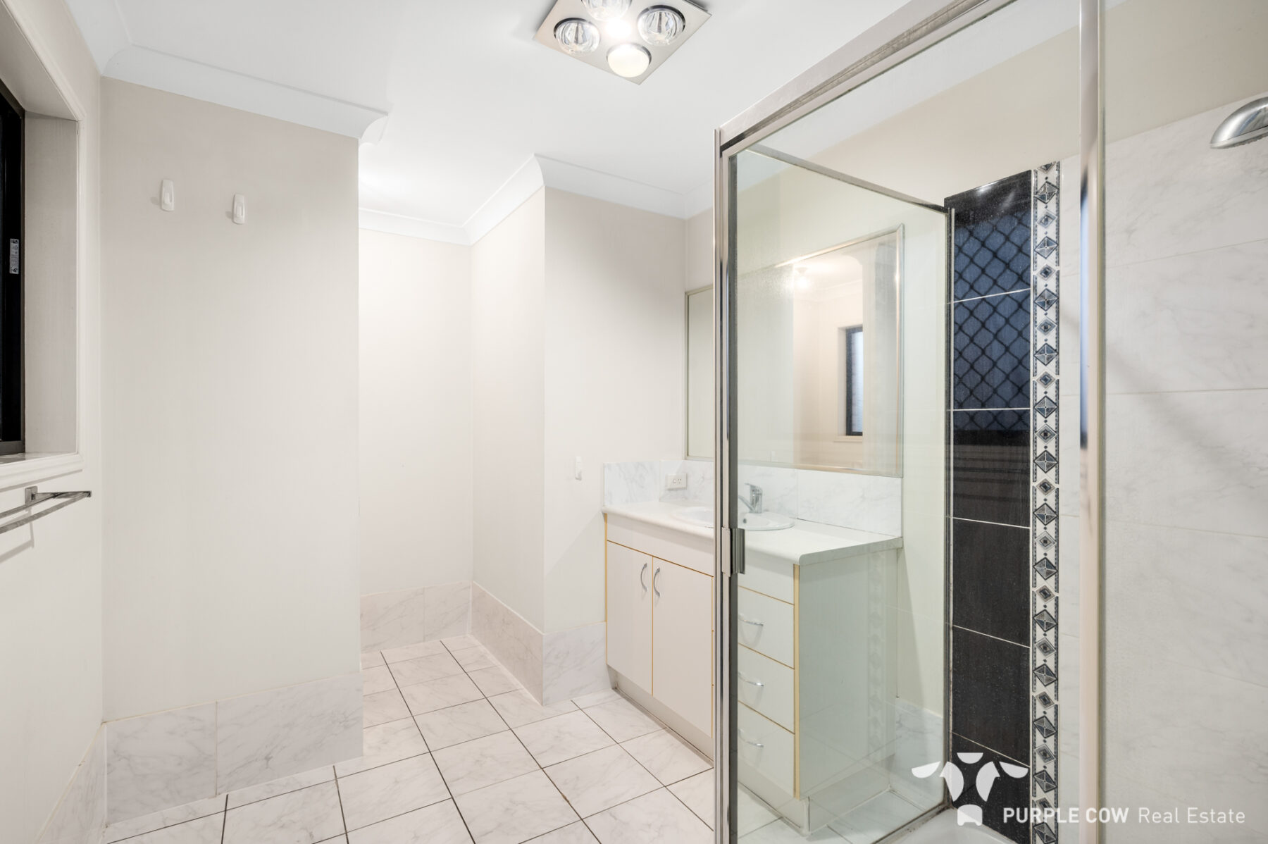 Property: 30 Lloyd Bird Crescent, Springfield Lakes, QLD, 4300 photo-5