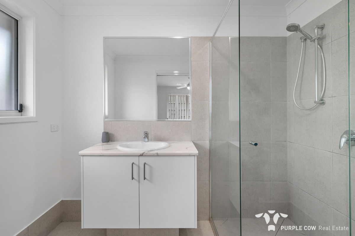 Rental: Greenbank, QLD, 4124 photo-6