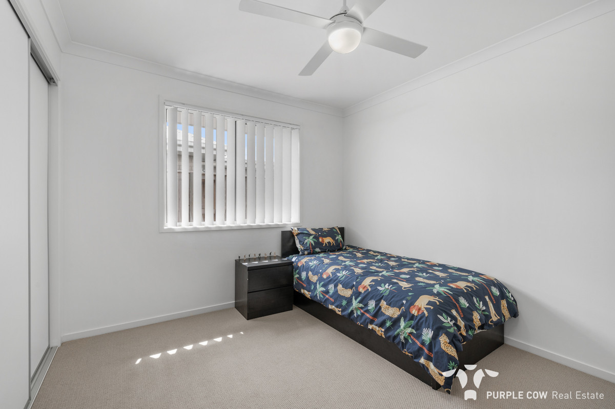 Rental: Greenbank, QLD, 4124 photo-9