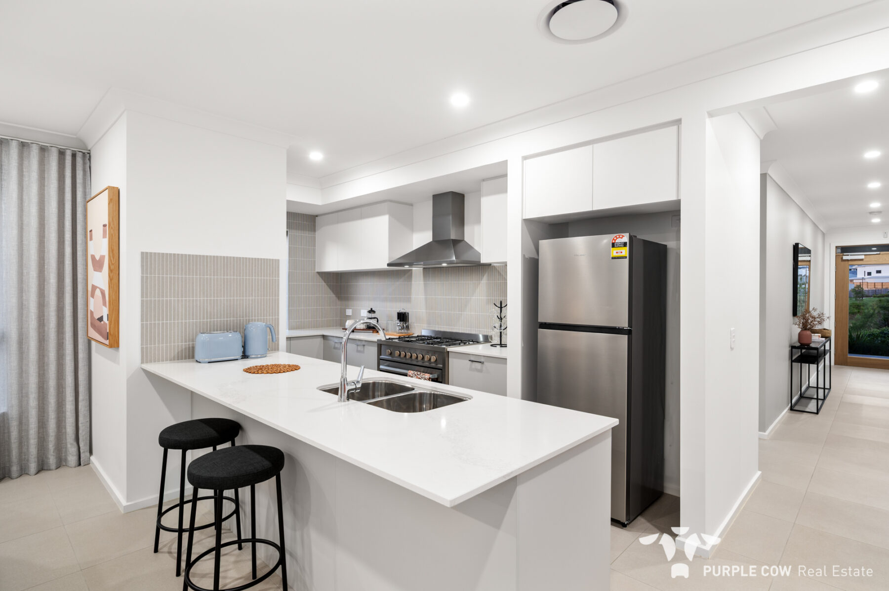 Property: 21 Foley Way, White Rock, QLD, 4306 photo-3