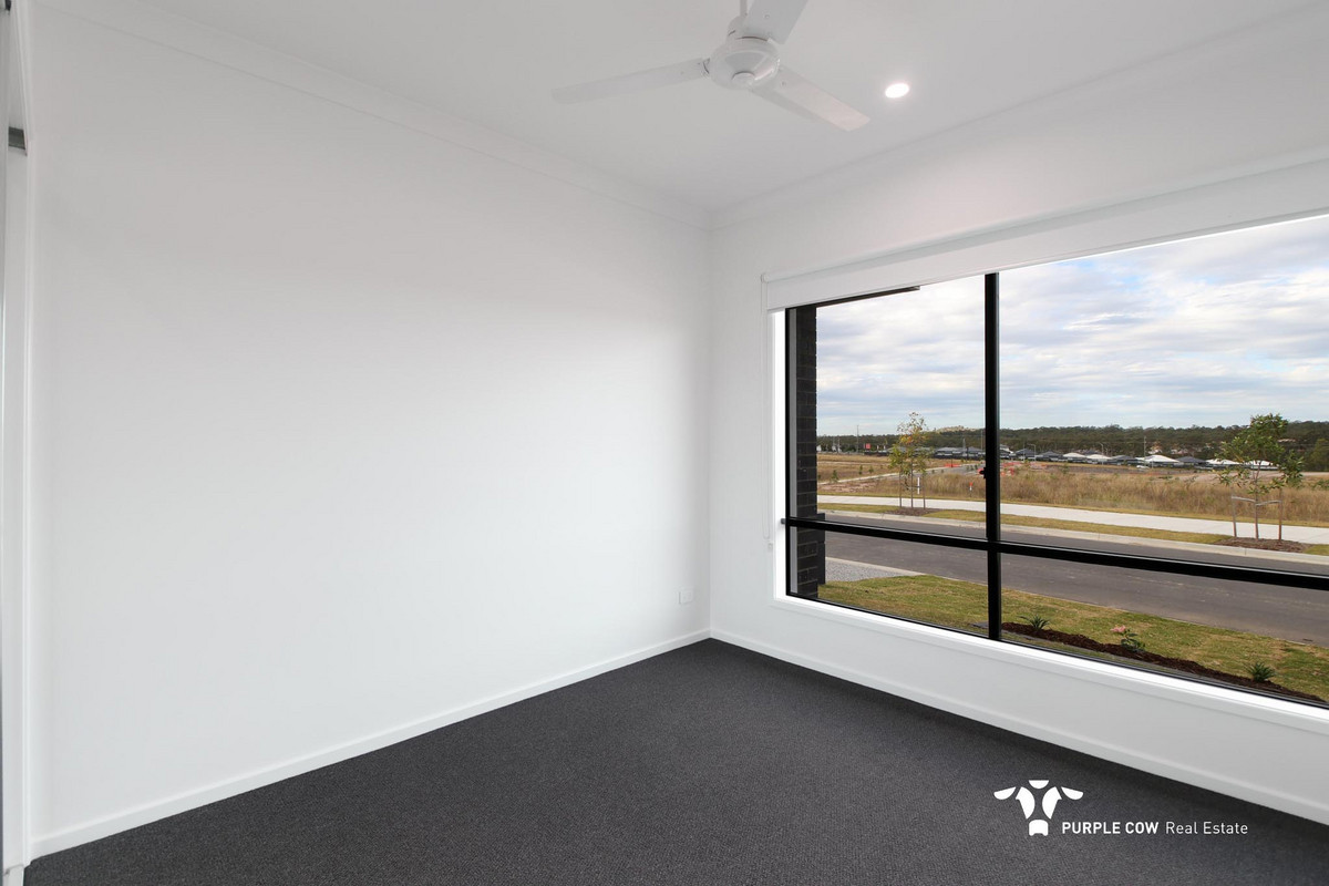 Rental: Ripley, QLD, 4306 photo-3