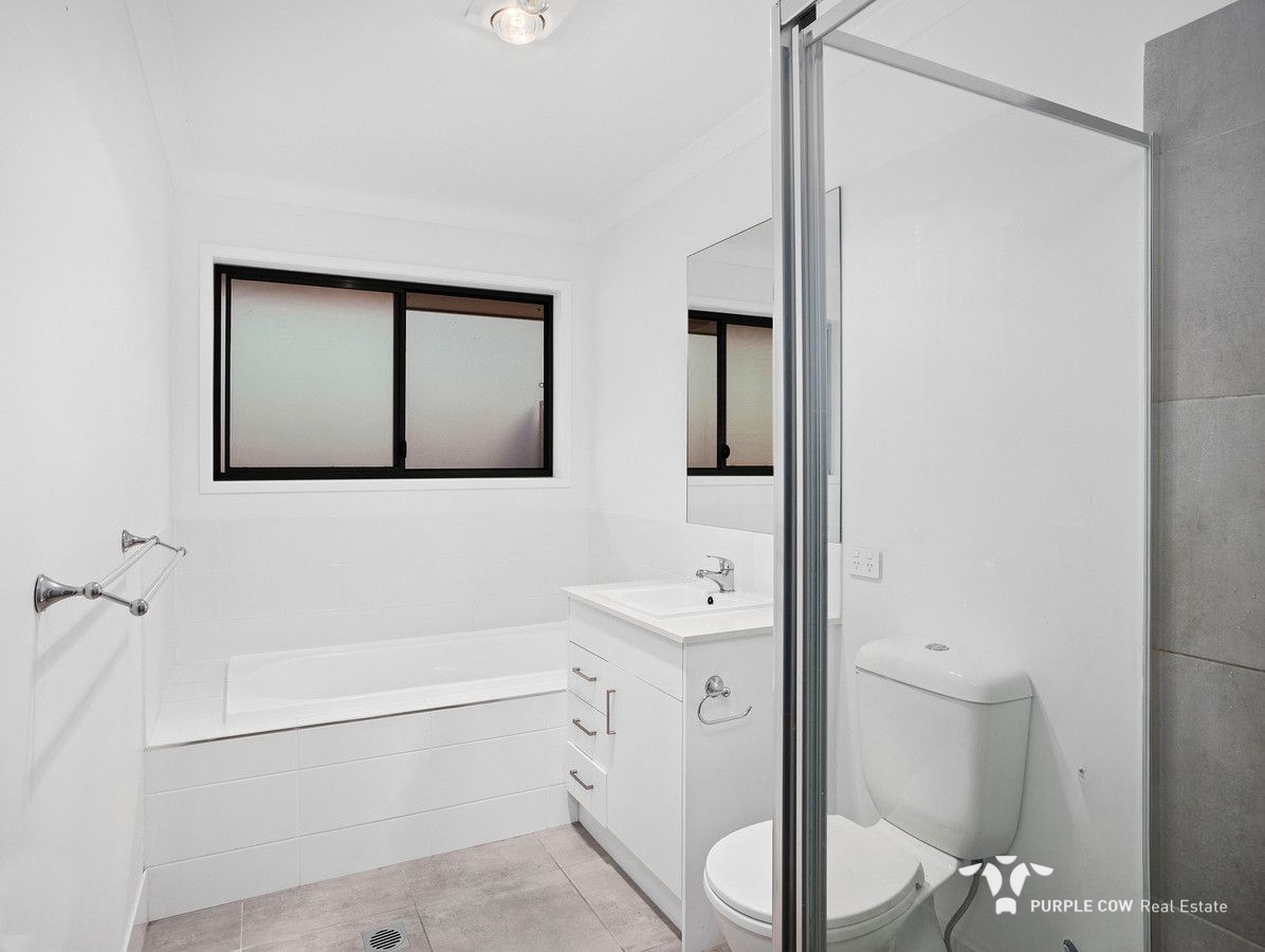 Rental: Spring Mountain, QLD, 4300 photo-2