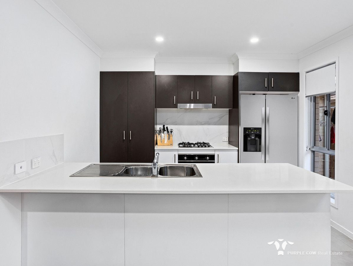 Rental: Spring Mountain, QLD, 4300 photo-3
