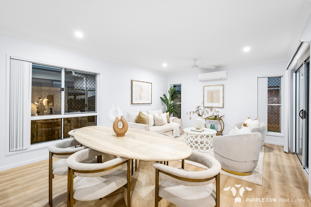 Rental: Greenbank, QLD, 4124 photo-5