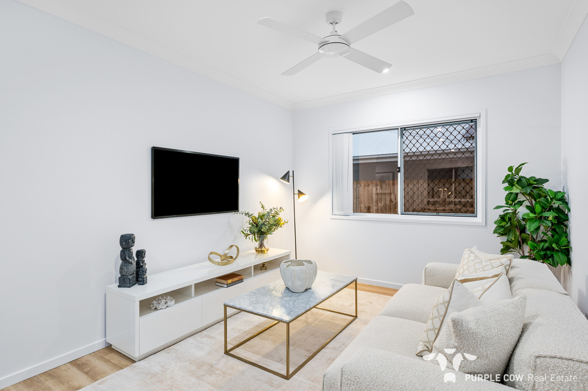 Rental: Greenbank, QLD, 4124 photo-18