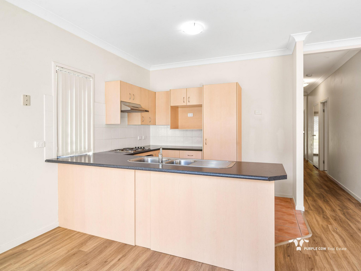 Rental: Springfield Lakes, QLD, 4300 photo-3