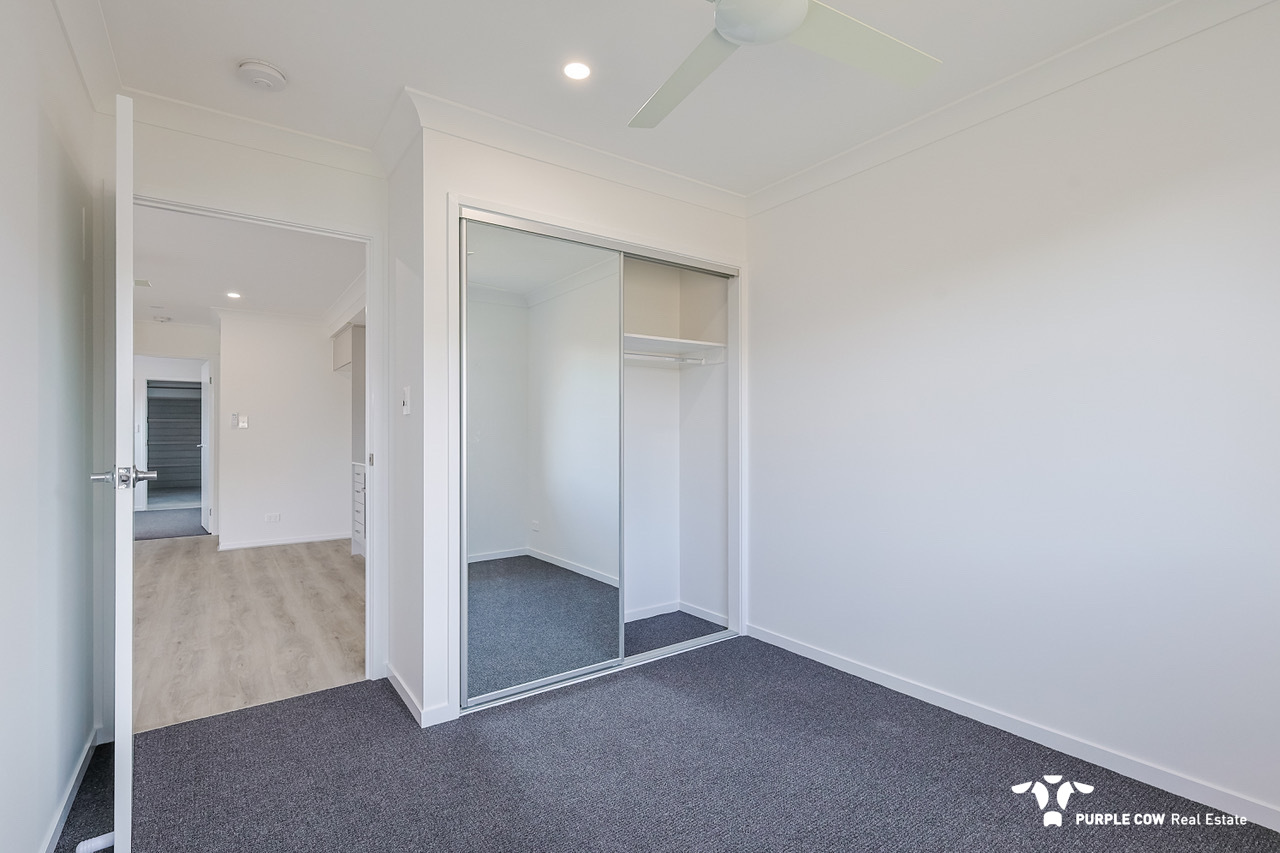 Rental: Gleneagle, QLD, 4285 photo-4