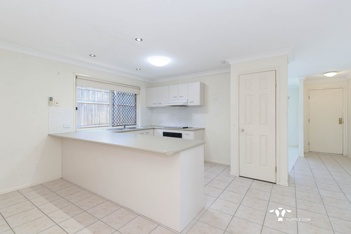 Rental: Oxley, QLD, 4075 photo-3