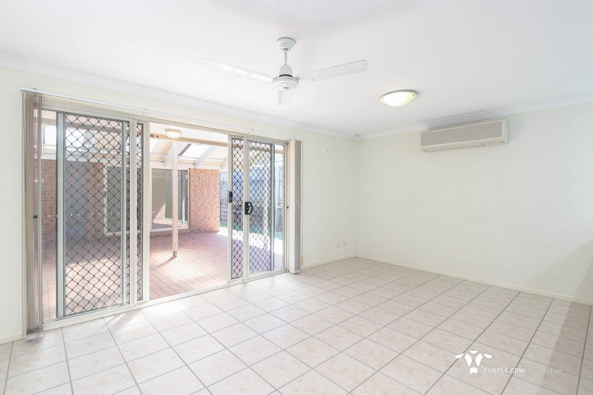 Rental: Oxley, QLD, 4075 photo-4