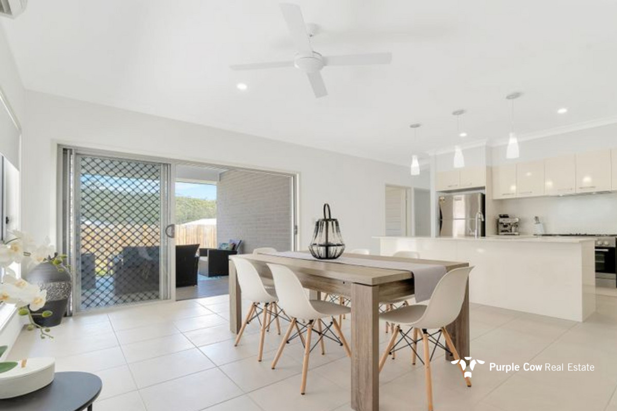 Rental: Spring Mountain, QLD, 4300 photo-3