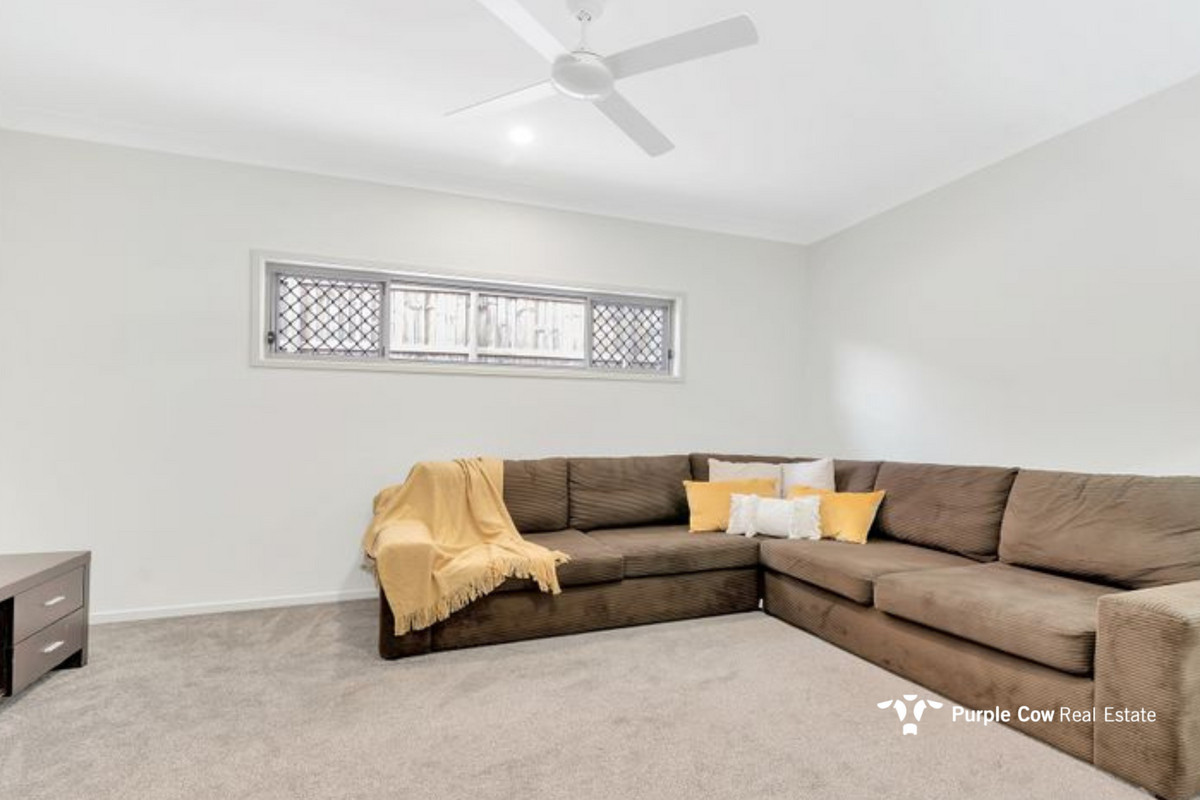 Rental: Spring Mountain, QLD, 4300 photo-4