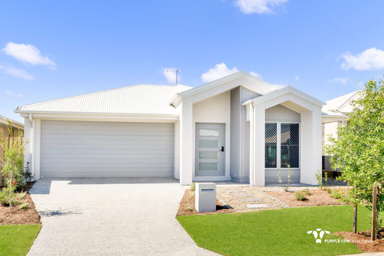 12 Clara Street, White Rock
