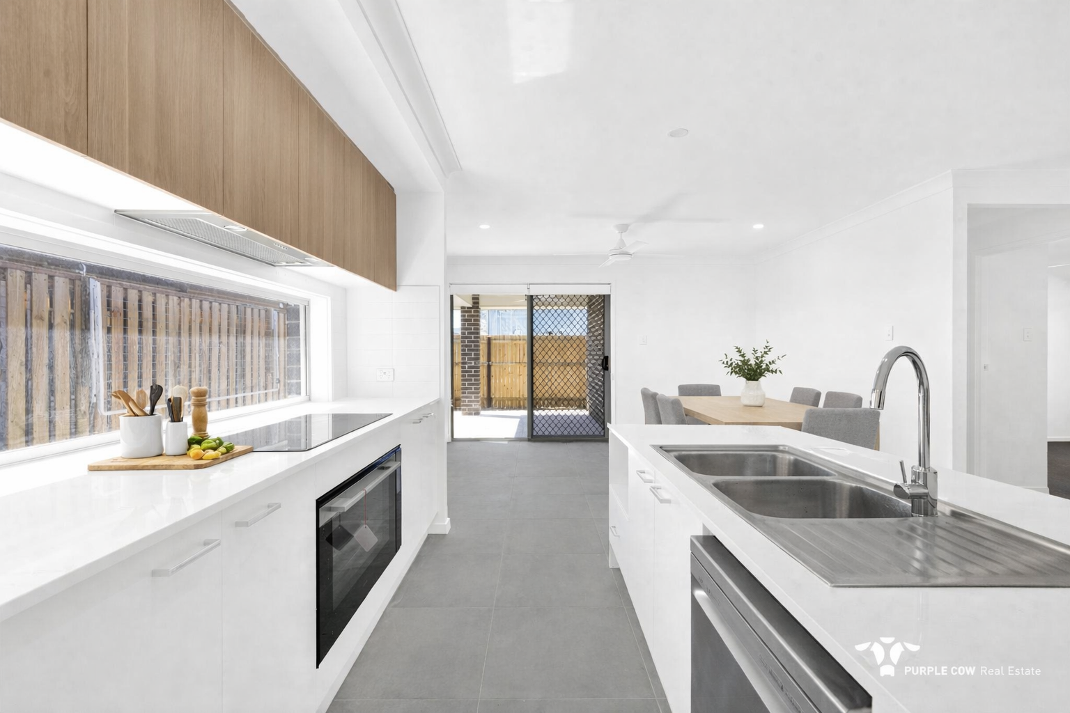 Rental: 12 Clara Street, White Rock, QLD, 4306 photo-2