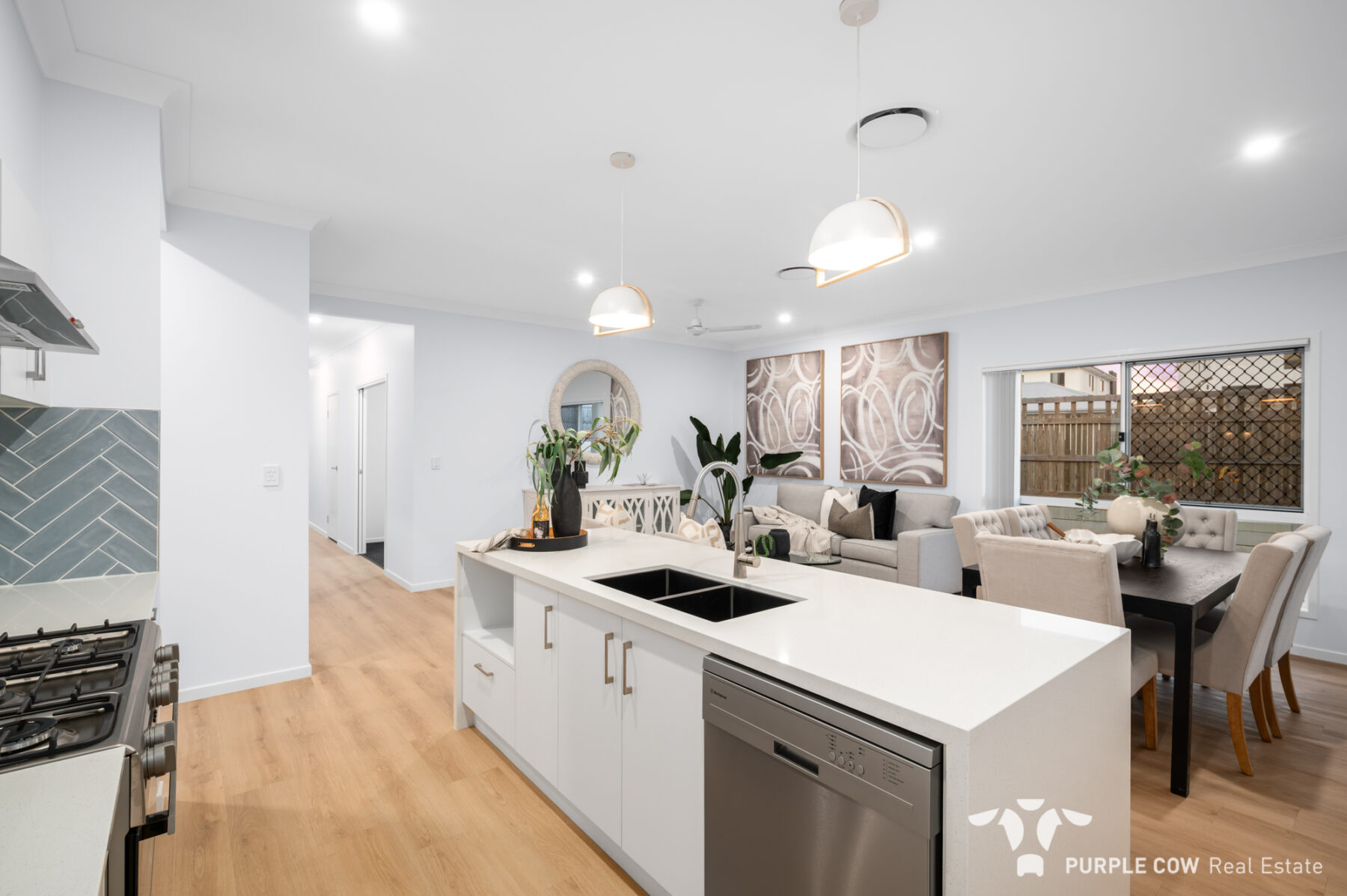Property: 20 Torres Way, Spring Mountain, QLD, 4300 photo-5