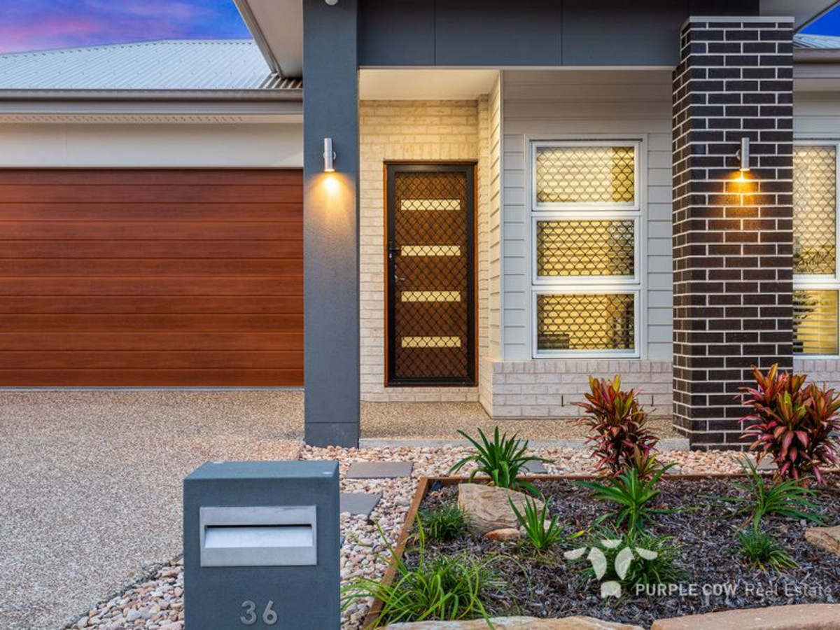 Rental: Spring Mountain, QLD, 4300 photo-2