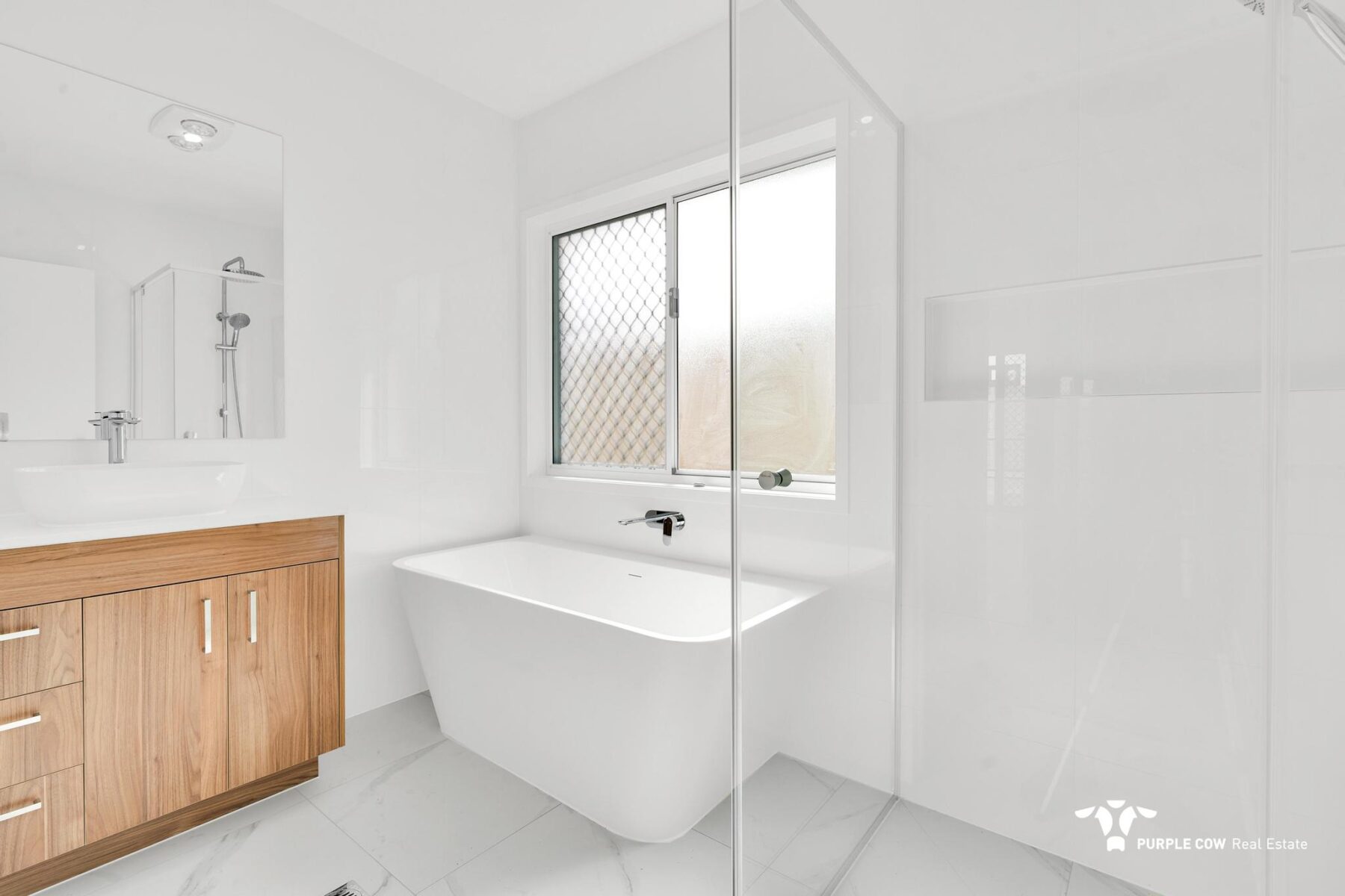 Rental: White Rock, QLD, 4306 photo-4