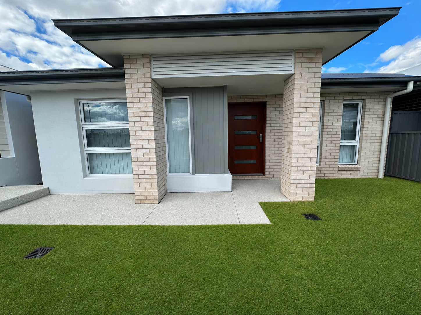 Rental: 6 Little Lane, Ripley, QLD, 4306 photo-1