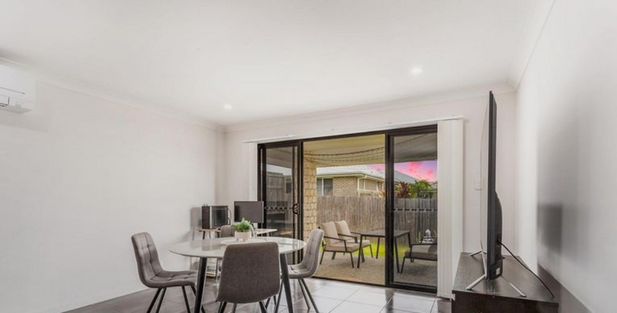 Rental: Collingwood Park, QLD, 4301 photo-9