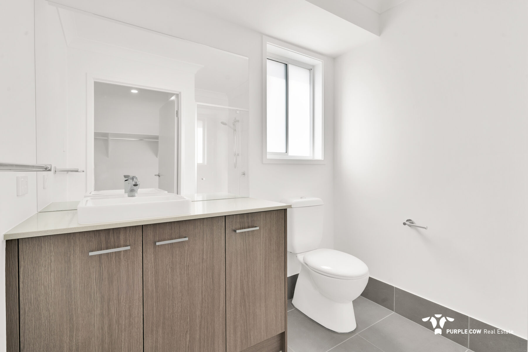 Rental: 92 Barratt Drive, Greenbank, QLD, 4124 photo-4