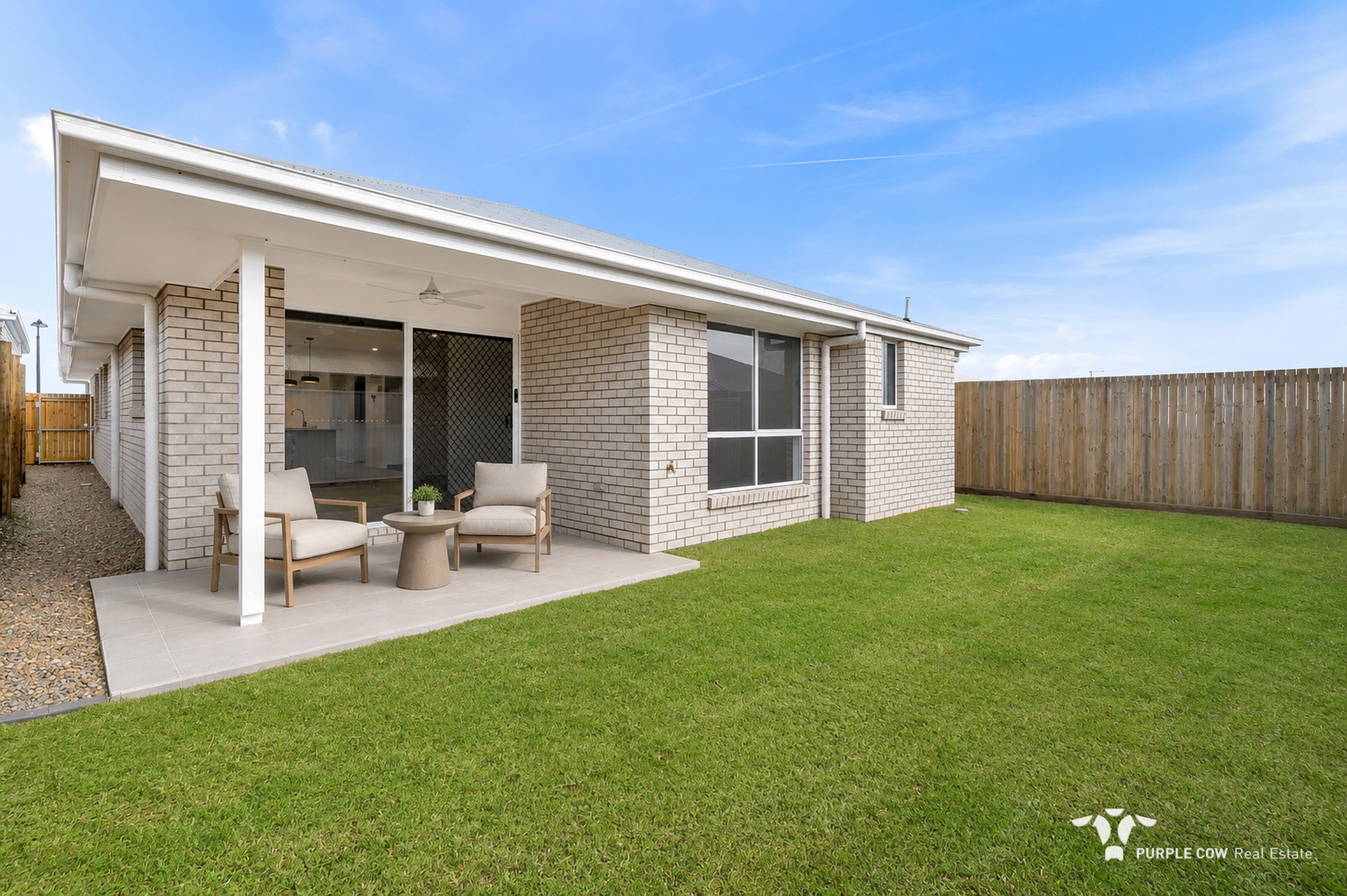 Rental: 92 Barratt Drive, Greenbank, QLD, 4124 photo-10