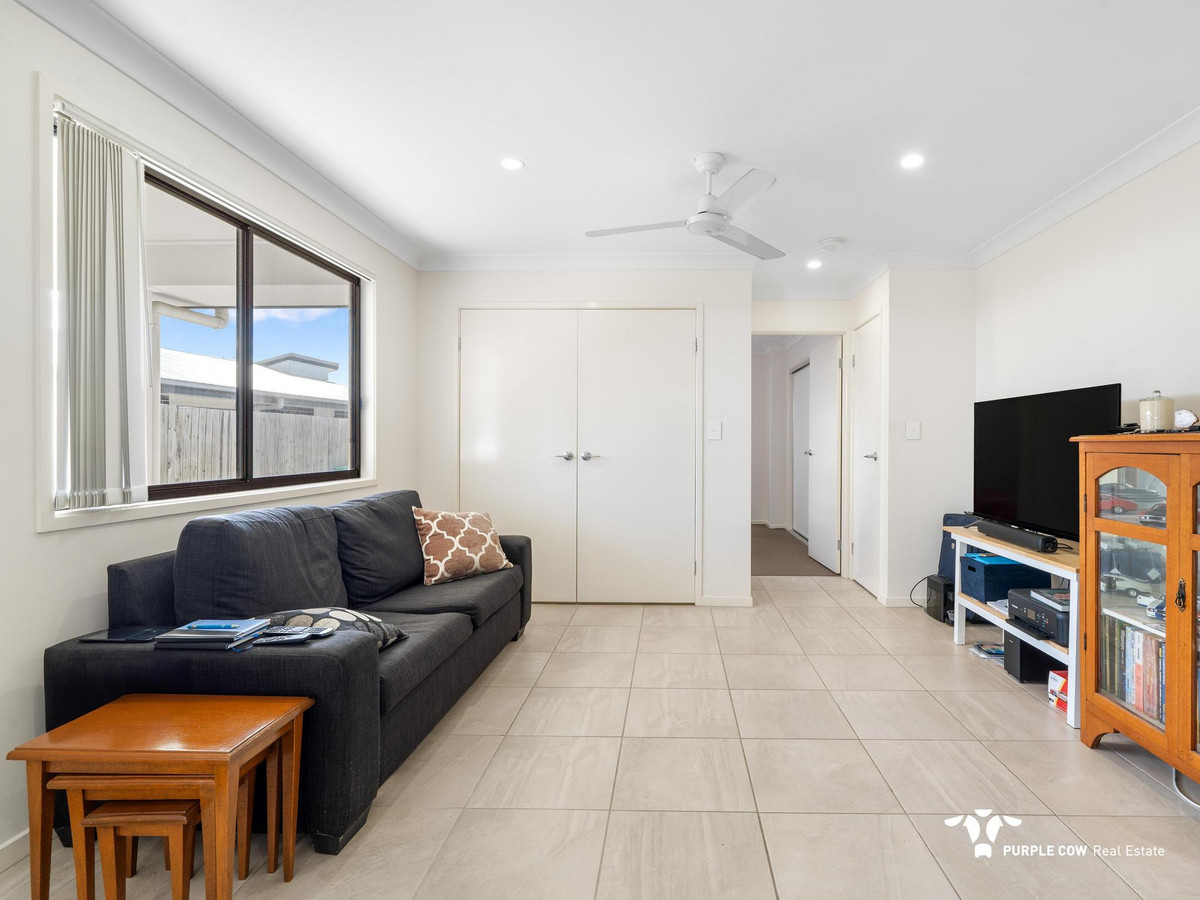Rental: Unit 2/14 Elijah Crescent, Redbank, QLD, 4301 photo-6