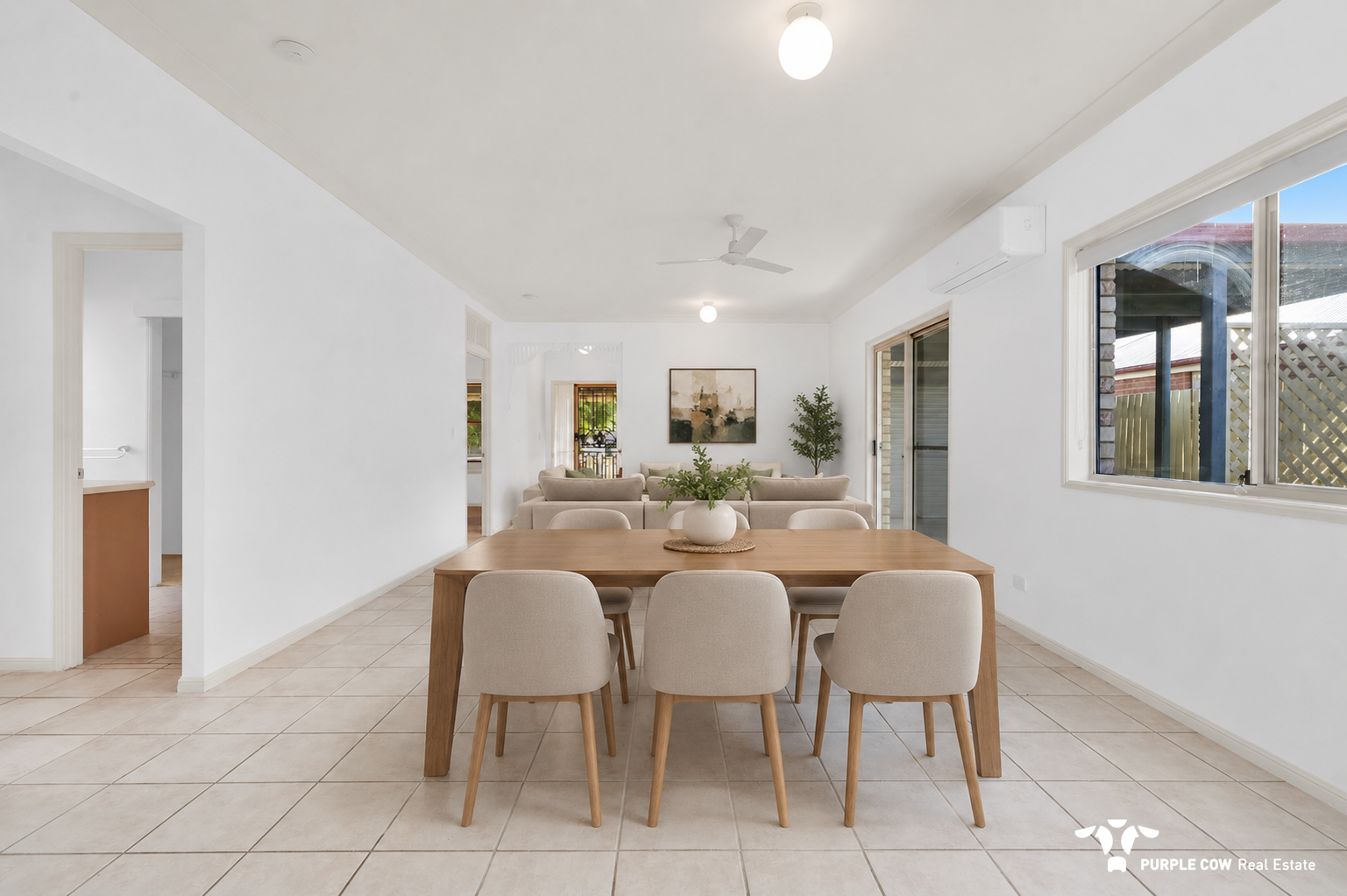 Rental: 8 Jupiter Street, Springfield Lakes, QLD, 4300 photo-3