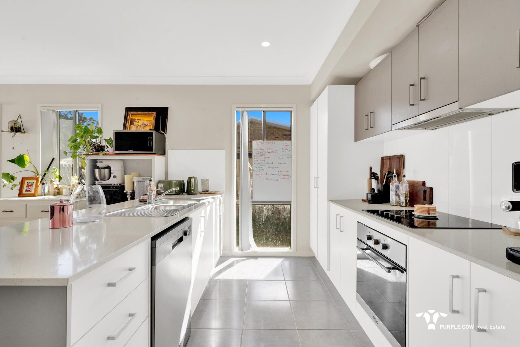 Rental: 3 Skardon Crescent, Brassall, QLD, 4305 photo-1