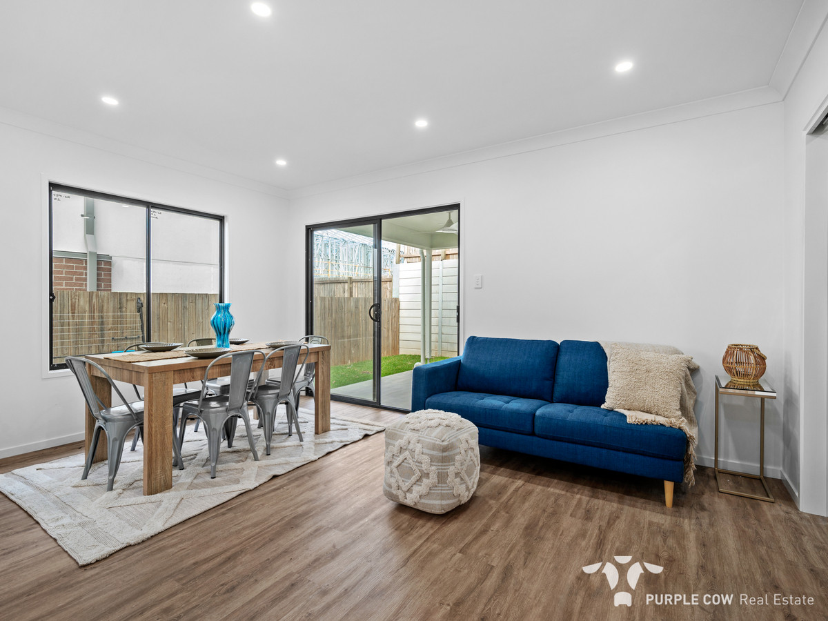 Rental: Spring Mountain, QLD, 4300 photo-5
