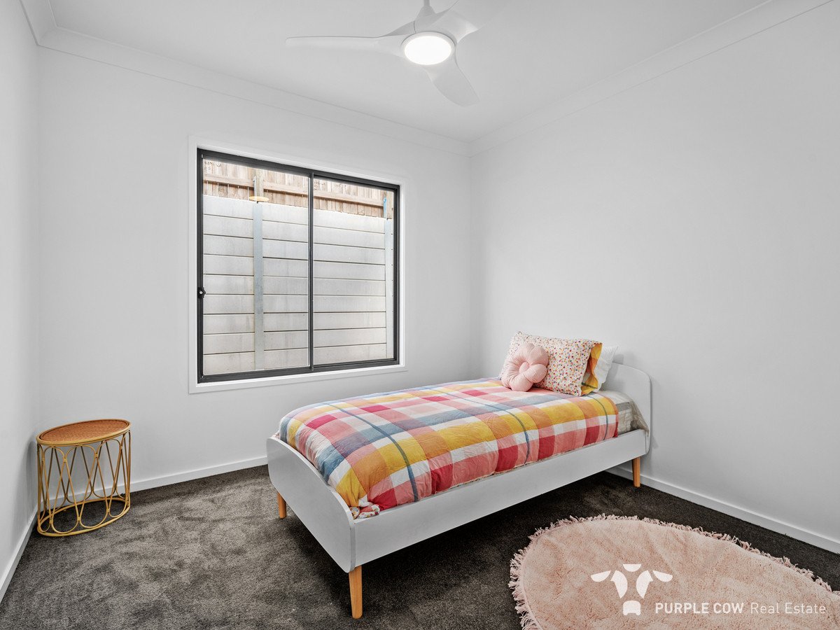 Rental: Spring Mountain, QLD, 4300 photo-10