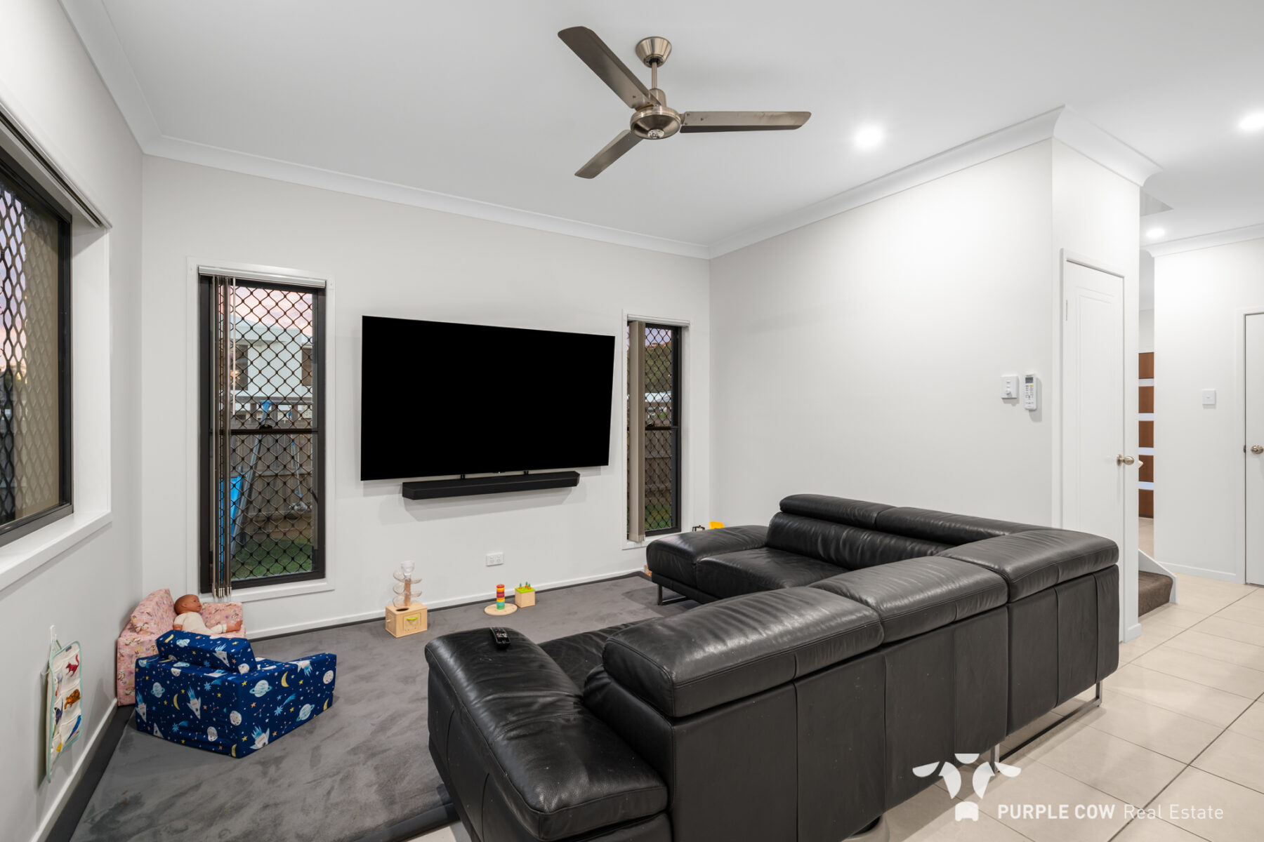 Property: 22 Alberg Street, Spring Mountain, QLD, 4300 photo-1