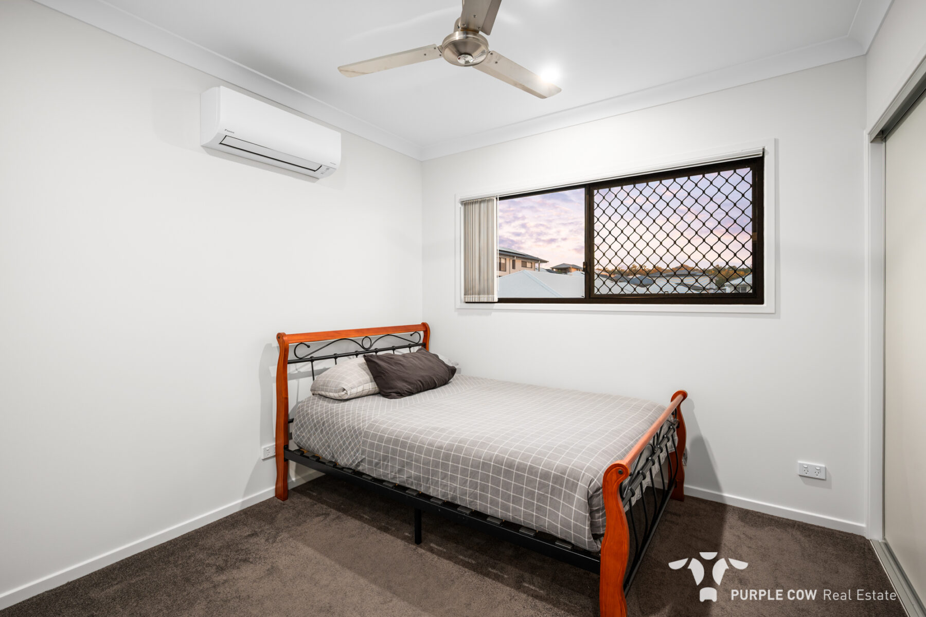 Property: 22 Alberg Street, Spring Mountain, QLD, 4300 photo-8