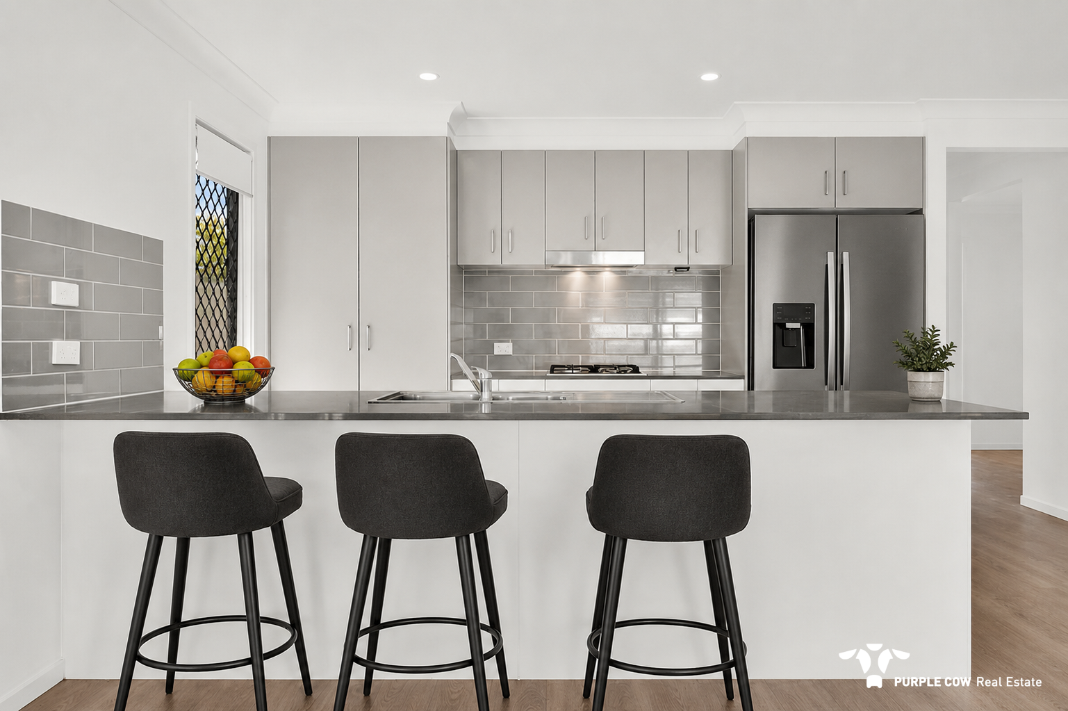 Rental: 24 Dublin Avenue, Spring Mountain, QLD, 4300 photo-1