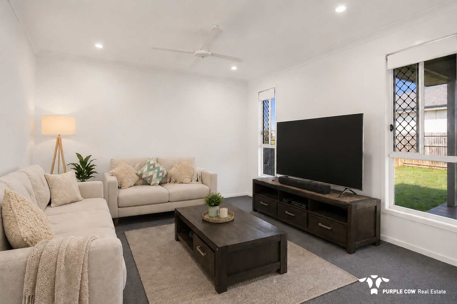 Rental: 24 Dublin Avenue, Spring Mountain, QLD, 4300 photo-5