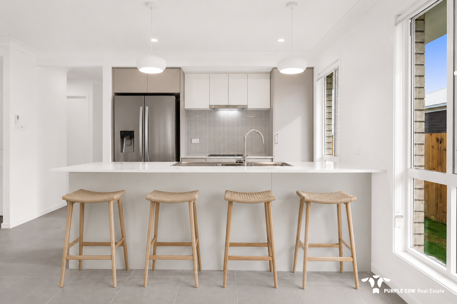 Rental: 84 Barcoo Drive, Plainland, QLD, 4341 photo-1
