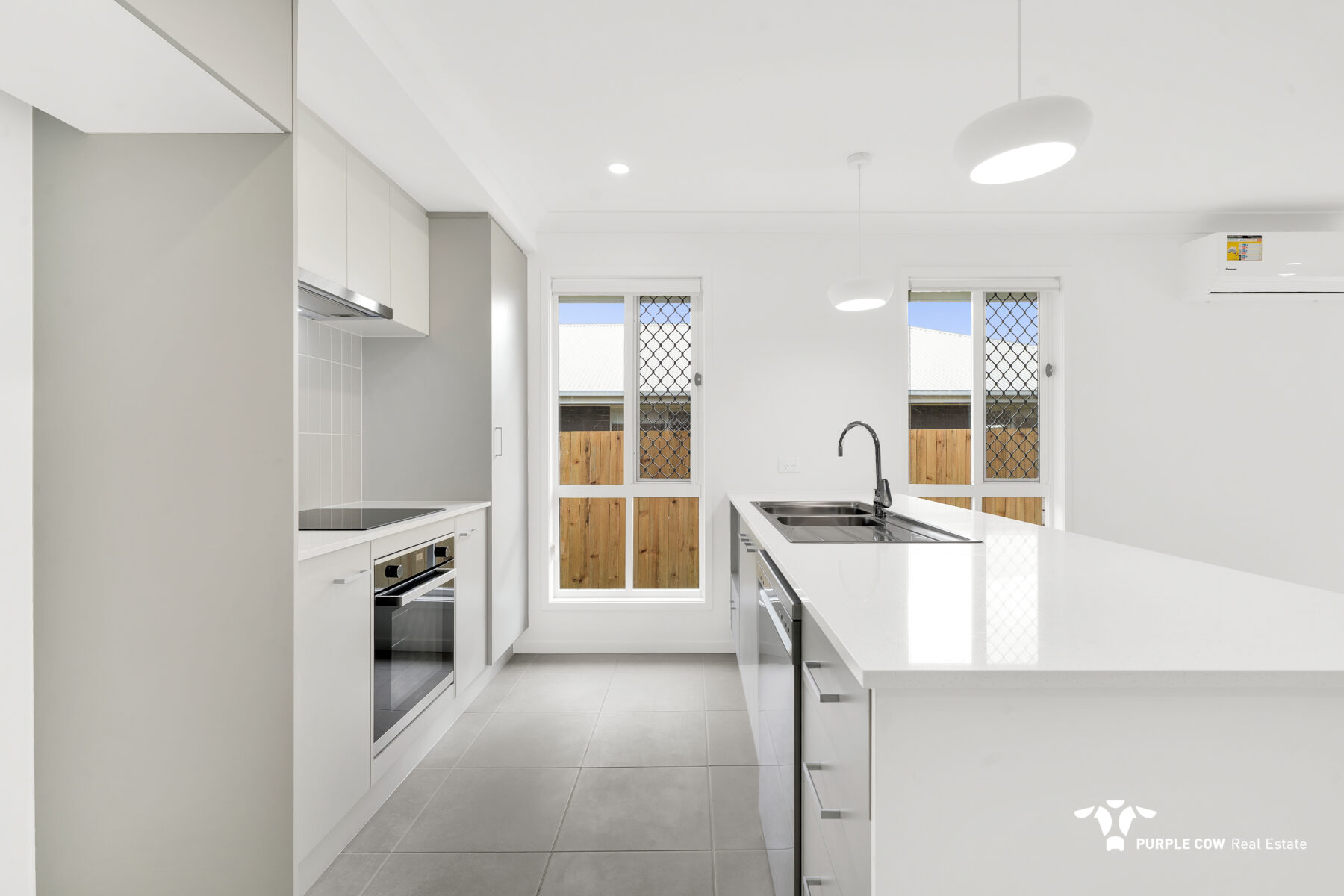 Rental: 84 Barcoo Drive, Plainland, QLD, 4341 photo-2