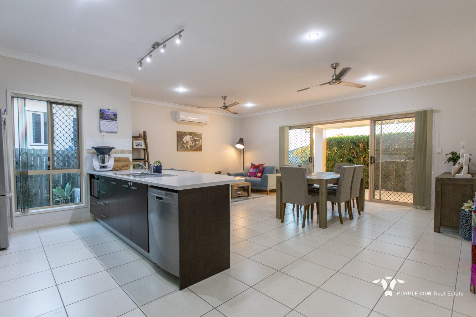 Rental: 19 The Promenade, Springfield Lakes, QLD, 4300 photo-8
