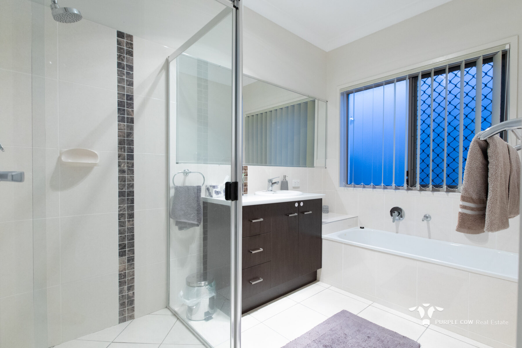 Rental: 19 The Promenade, Springfield Lakes, QLD, 4300 photo-13
