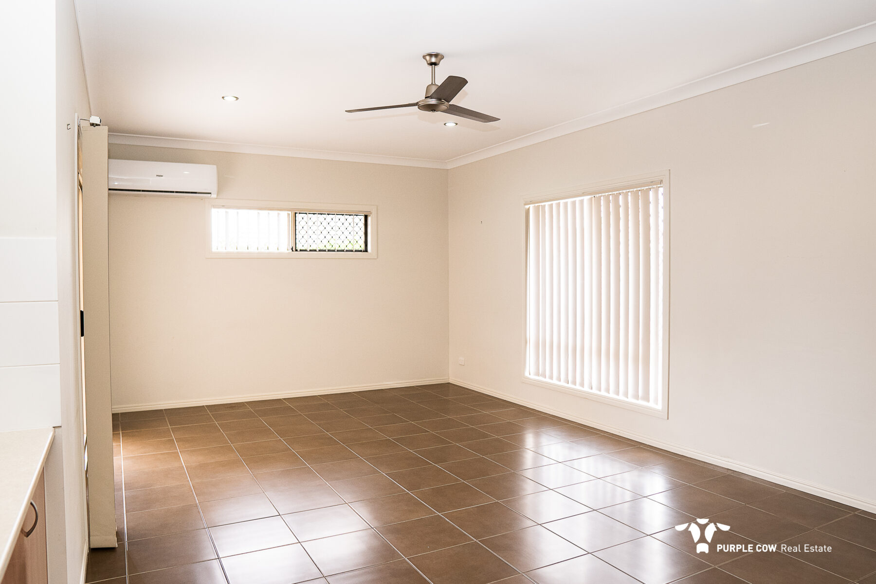 Rental: 19 Grand Canyon Drive, Springfield Lakes, QLD, 4300 photo-2