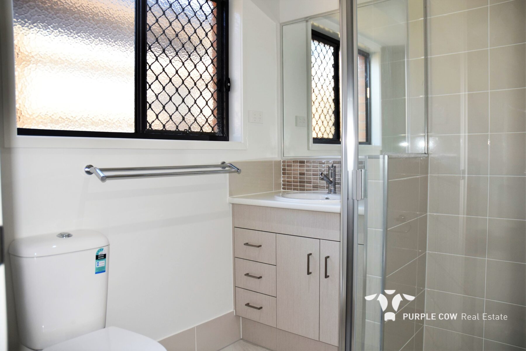 Rental: Yarrabilba, QLD, 4207 photo-7