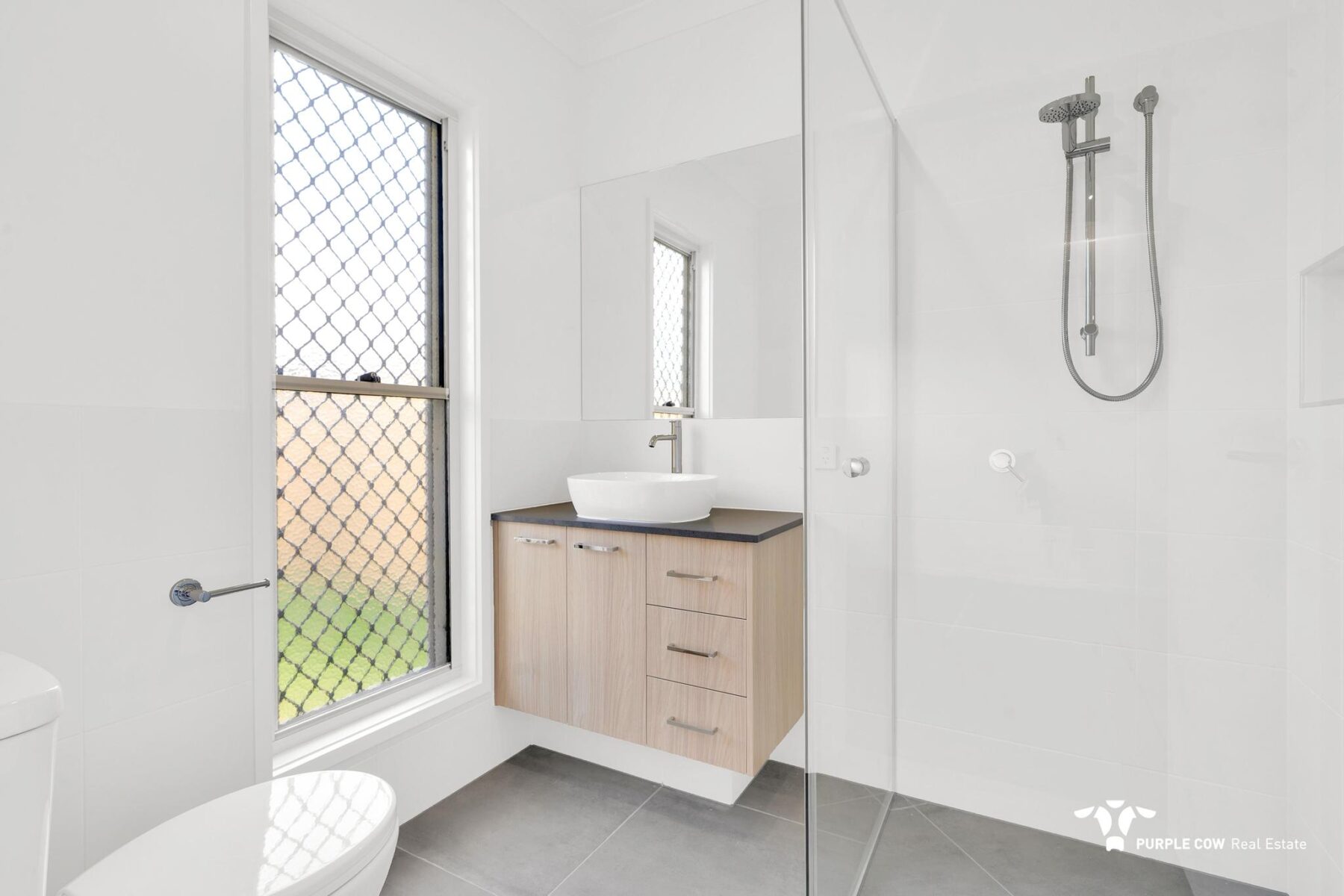 Rental: White Rock, QLD, 4306 photo-6
