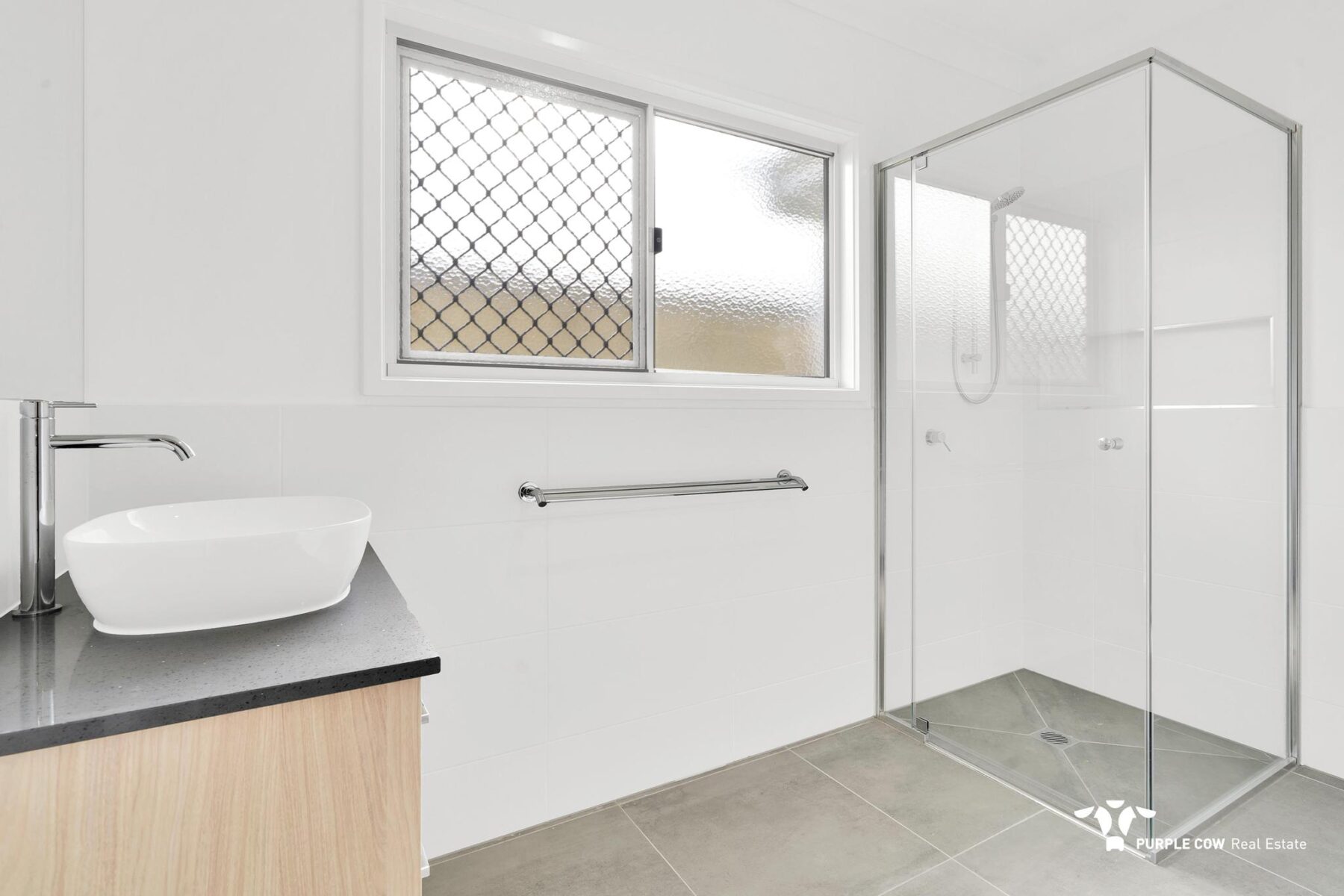 Rental: White Rock, QLD, 4306 photo-8