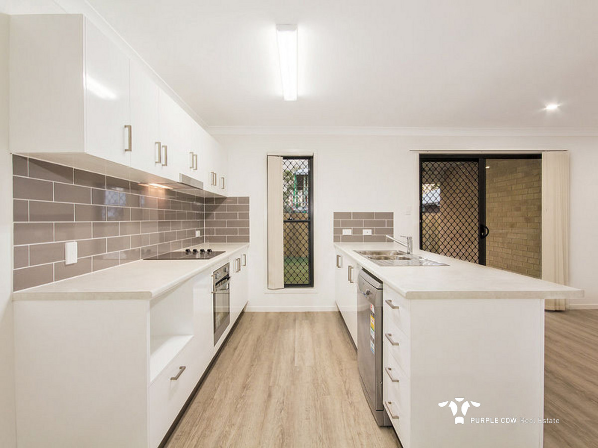 Rental: 11 Madeira Street, Springfield Lakes, QLD, 4300 photo-1