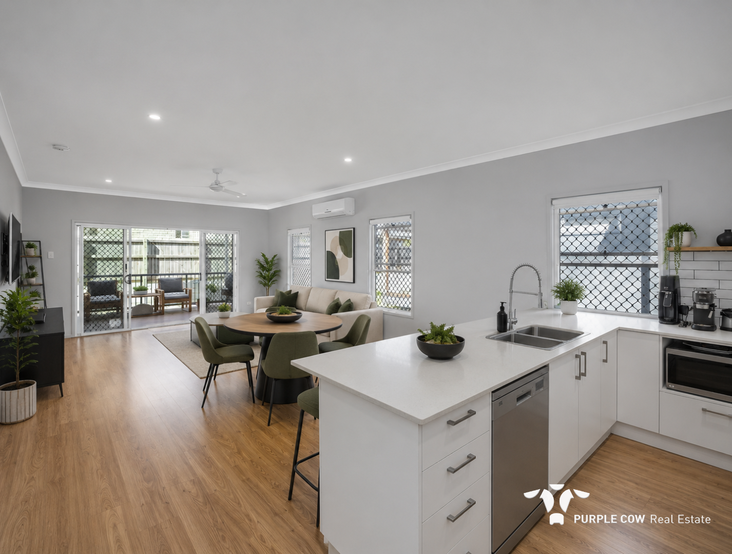 Property: 64 Steamer Way, Spring Mountain, QLD, 4300 photo-2