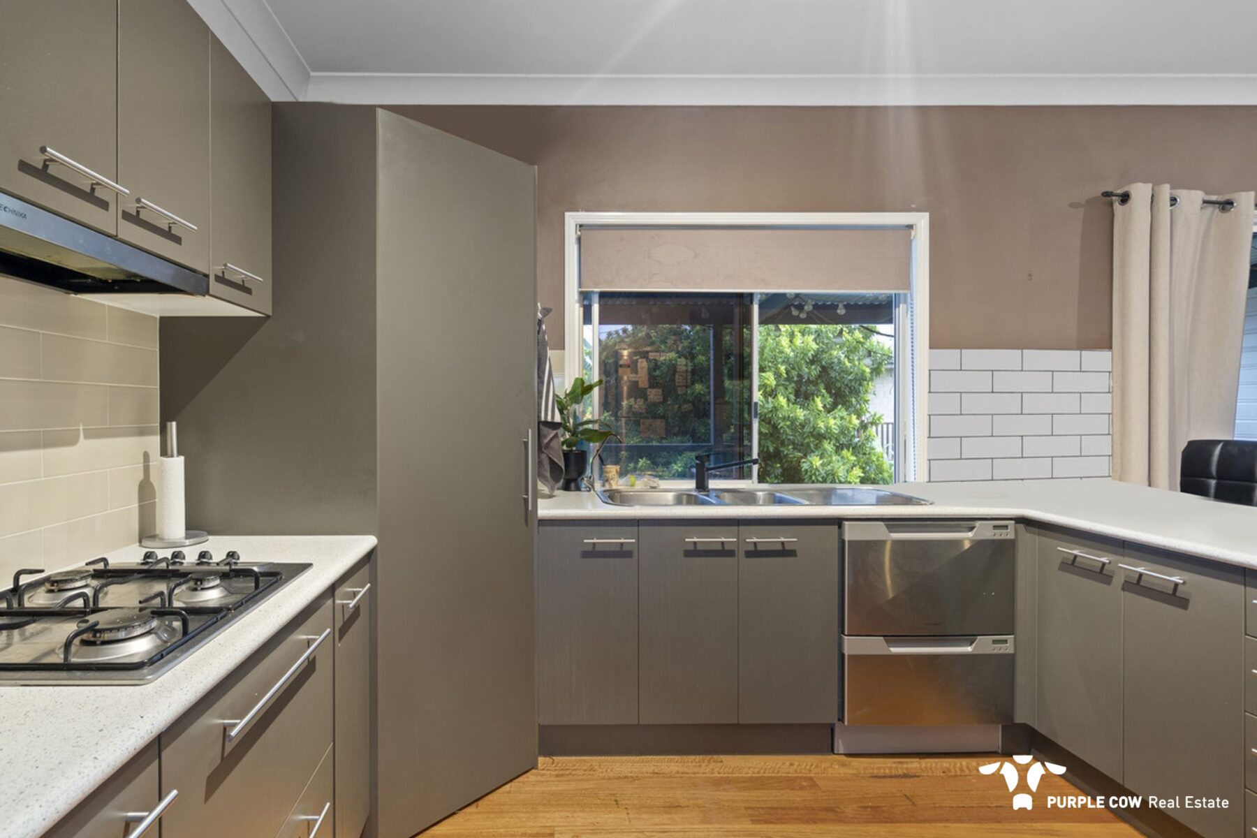 Rental: Springfield Lakes, QLD, 4300 photo-4