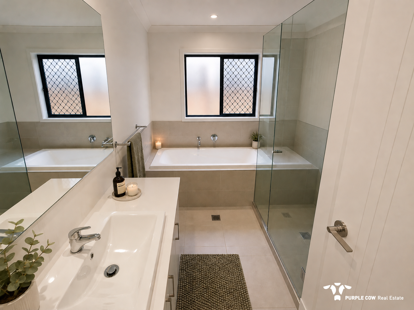Rental: 430 Grande Avenue, Spring Mountain, QLD, 4300 photo-6