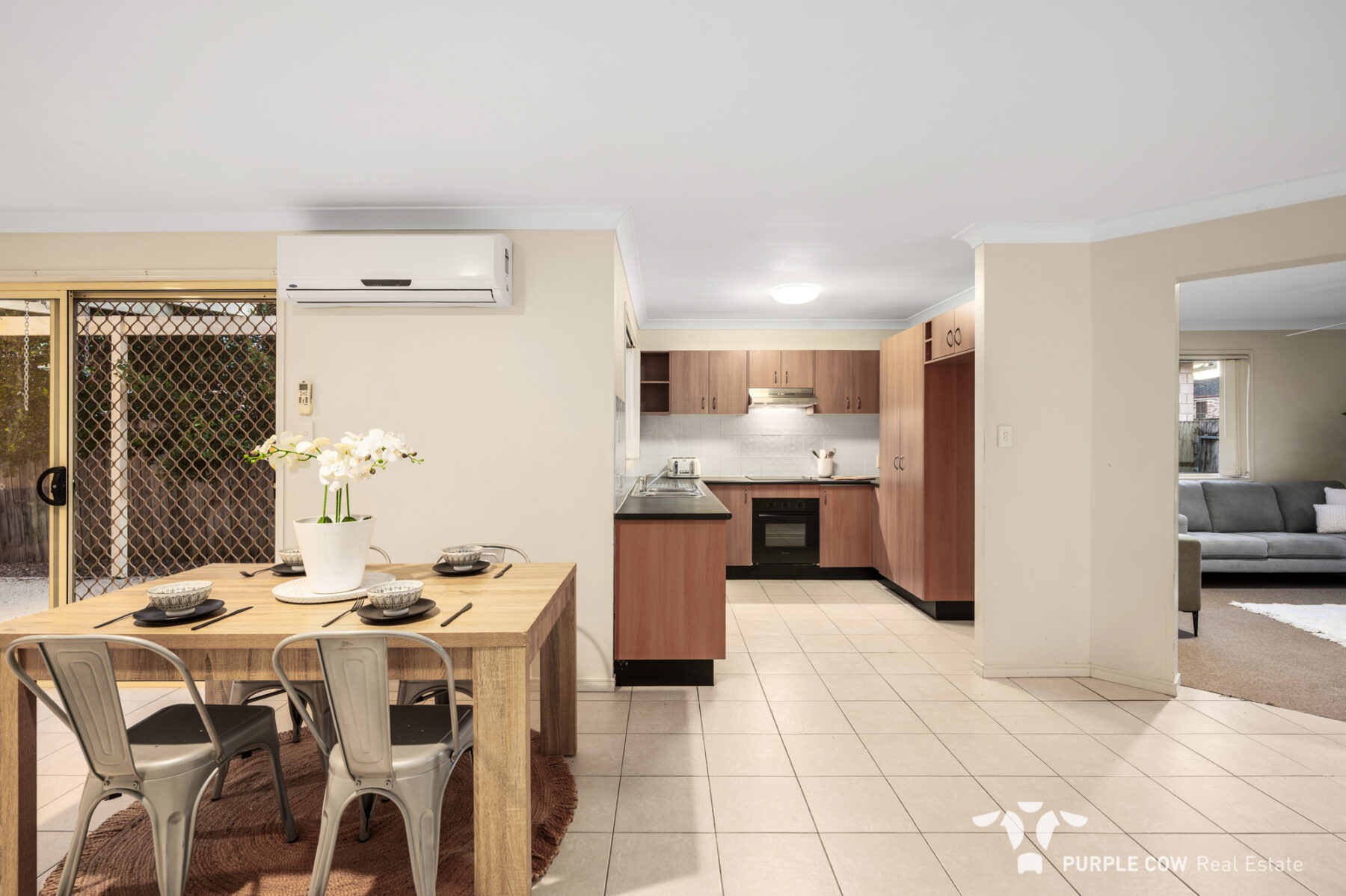 Property: 21 Ellen Circuit, Springfield Lakes, QLD, 4300 photo-5