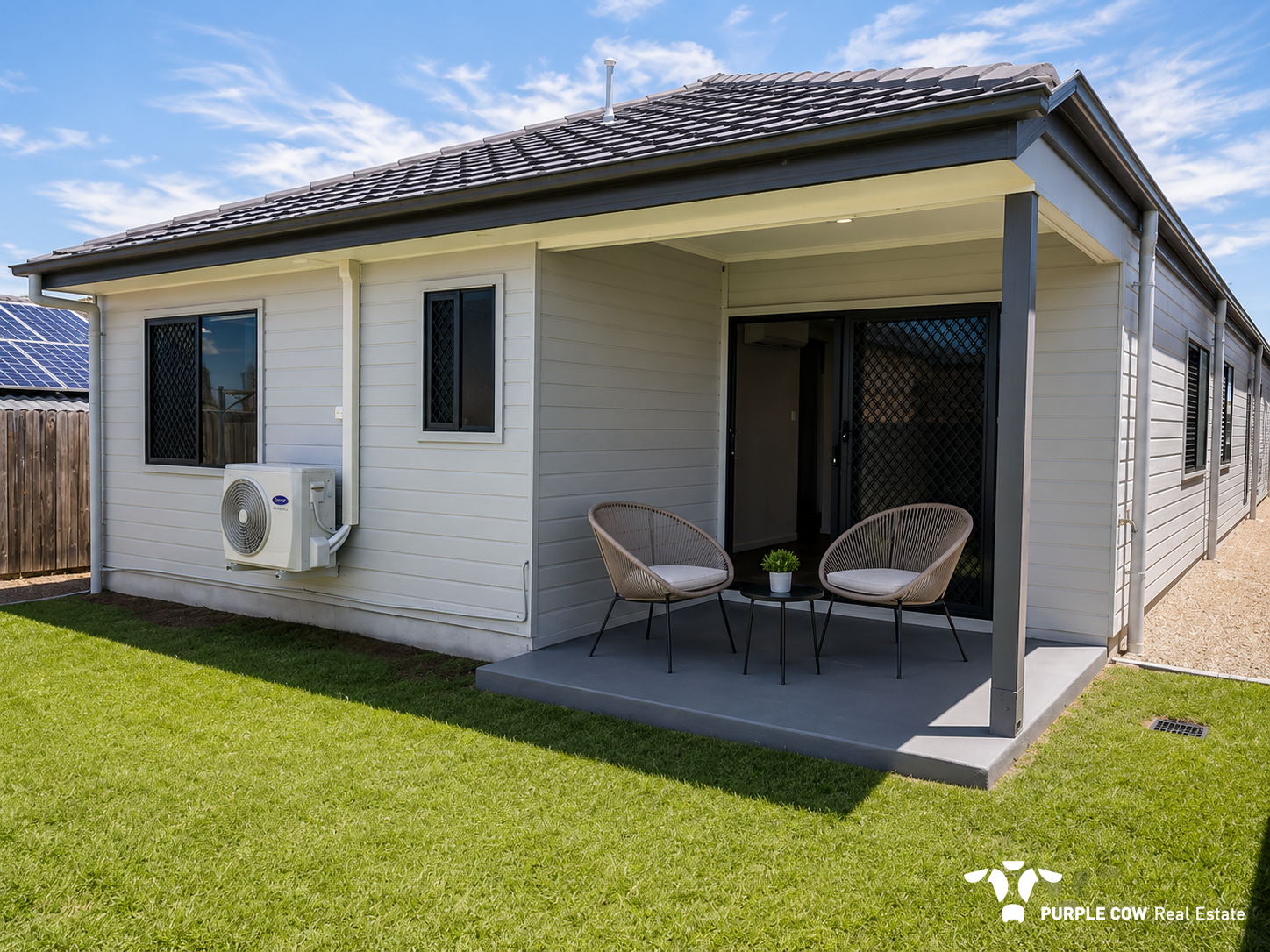 Rental: 3 Bedford Crescent, Spring Mountain, QLD, 4300 photo-7