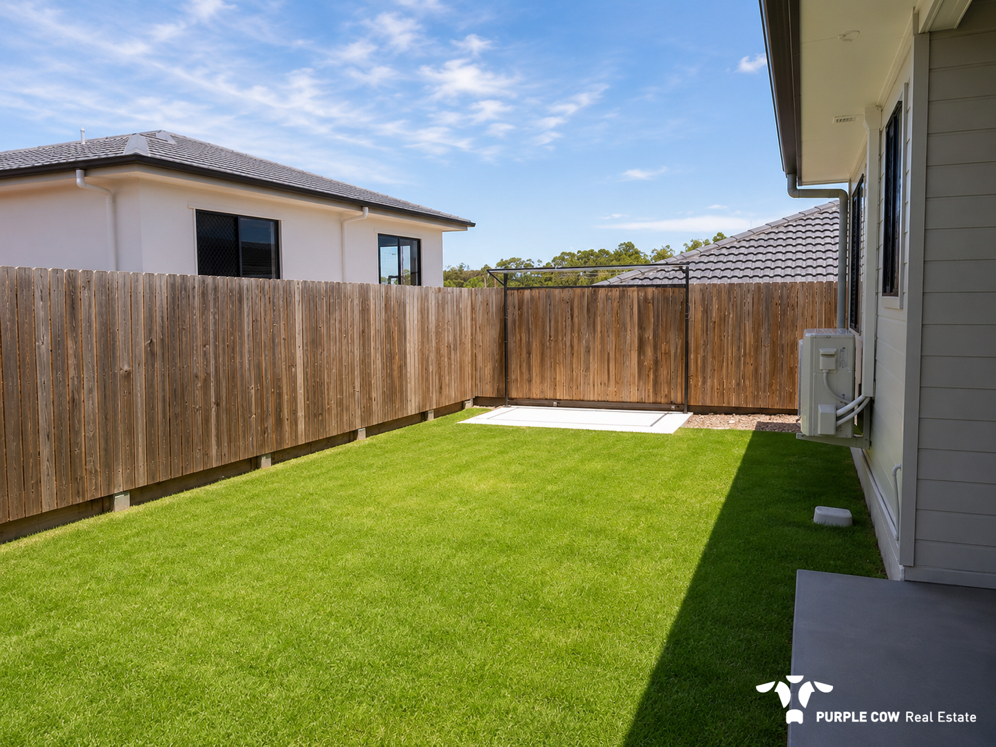 Rental: 3 Bedford Crescent, Spring Mountain, QLD, 4300 photo-8